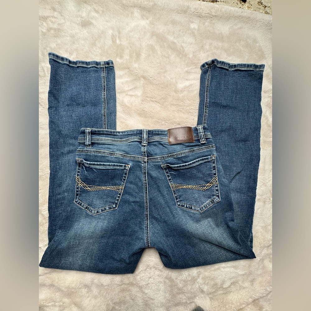 2 for $20// Classic Bootcut Blue Jeans Men - Picture 2 of 6